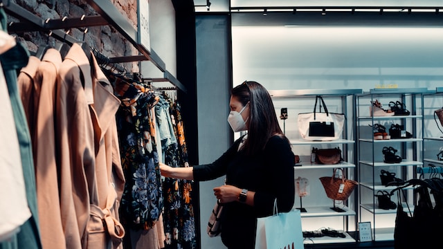 Shopping éthique : comment choisir des vêtements respectueux de l’environnement