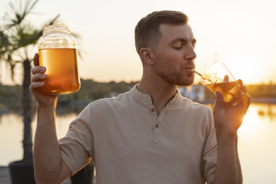 envisager boire du vinaigre de cidre le matin 